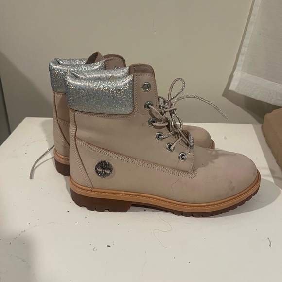 Timberland Shoes - Baby Pink and Silver Timberland Boots